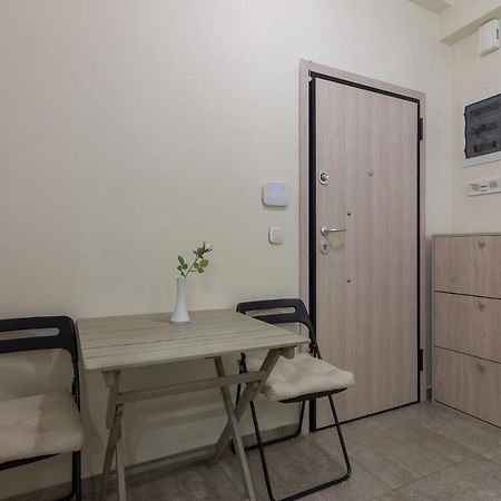 Beautiful And Spacious Apartment In Pagrati Atene Esterno foto
